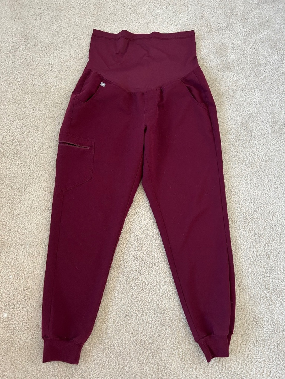 Zamora Maternity Jogger Scrub Pants Burgundy by Figs Sz Medium